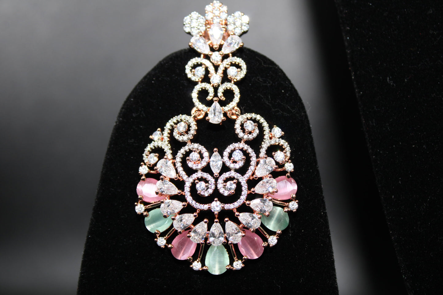 Trendy American diamond necklace set with Fancy design- Rose polish base.